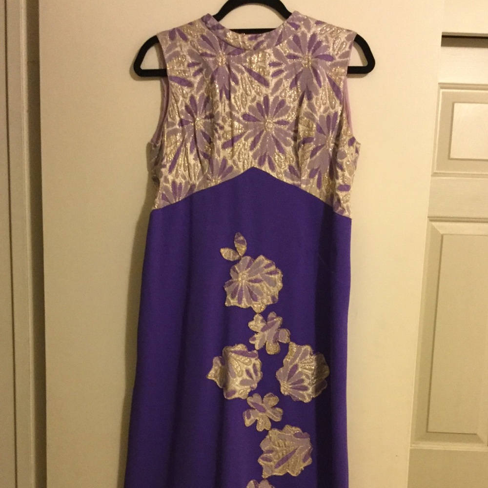 1960’sA line stunning gold/lavender cocktail dress